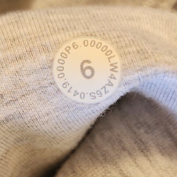 Cozy Chic Lululemon Coast Easy Wrap Asymmetrical Zip Hoodie Sz 2 Heathered Grey - Picture 10 of 10